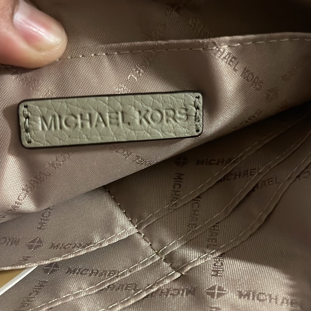 Authentic Michael Kors Wristlet Style 38F1CT9C4L in Dusty Sage - Picture 5 of 5